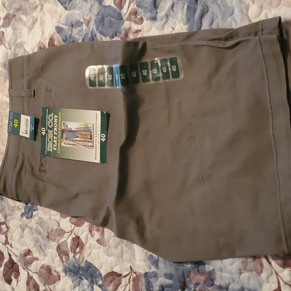 NWT-Mens Iron Co. Shorts